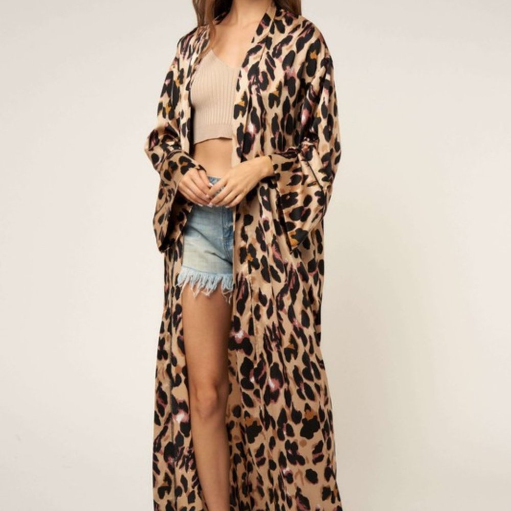 Maxi Leopard Kimono